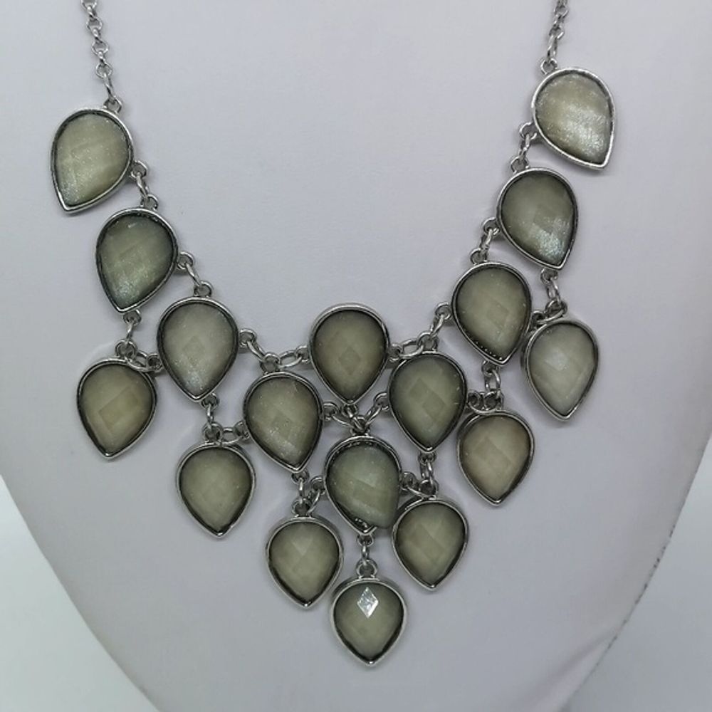 Bib statement necklace